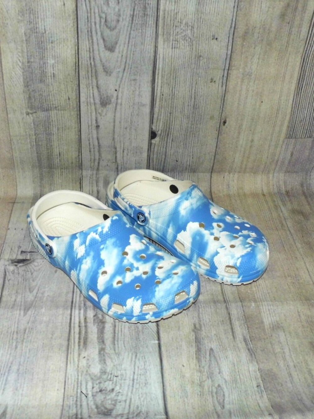 CROCS Classic Clouds Clogs Womens Size 10